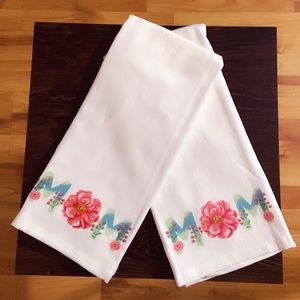 Mom kitchen towels